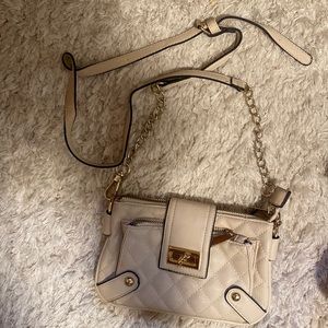 Cream purse